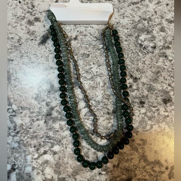 Loft trio necklace set new in package - Picture 4 of 4